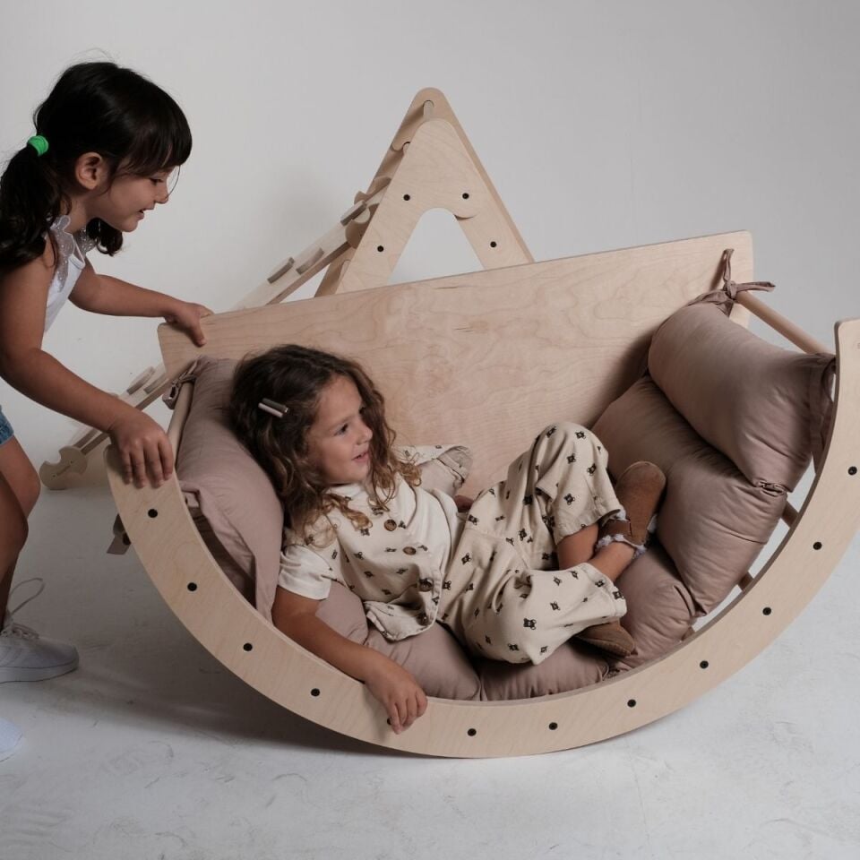 BAUMFEE CARYA ÇOK FONKSİYONLU KEMER MİNDERLİ