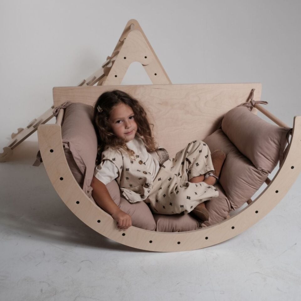 BAUMFEE CARYA ÇOK FONKSİYONLU KEMER MİNDERLİ