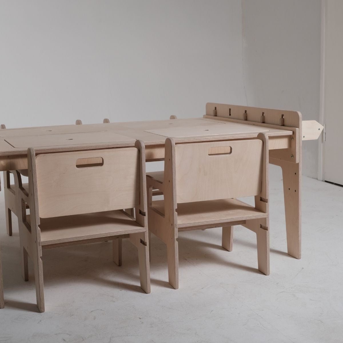 Baumfee  Juniperus-4 4lü Etkinlik Masası