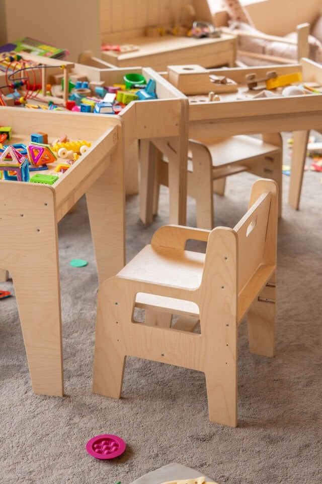 BAUMFEE YONCA MASA 3LÜ AYRILABİLİR MASA SANDALYE TAKIMI